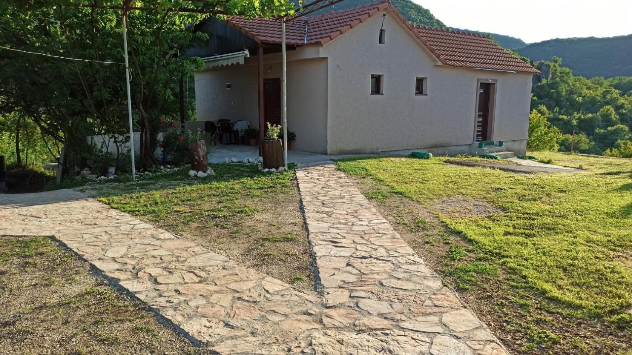 Village House - Novak Rijecani Rijeka Crnojevića Exteriör bild