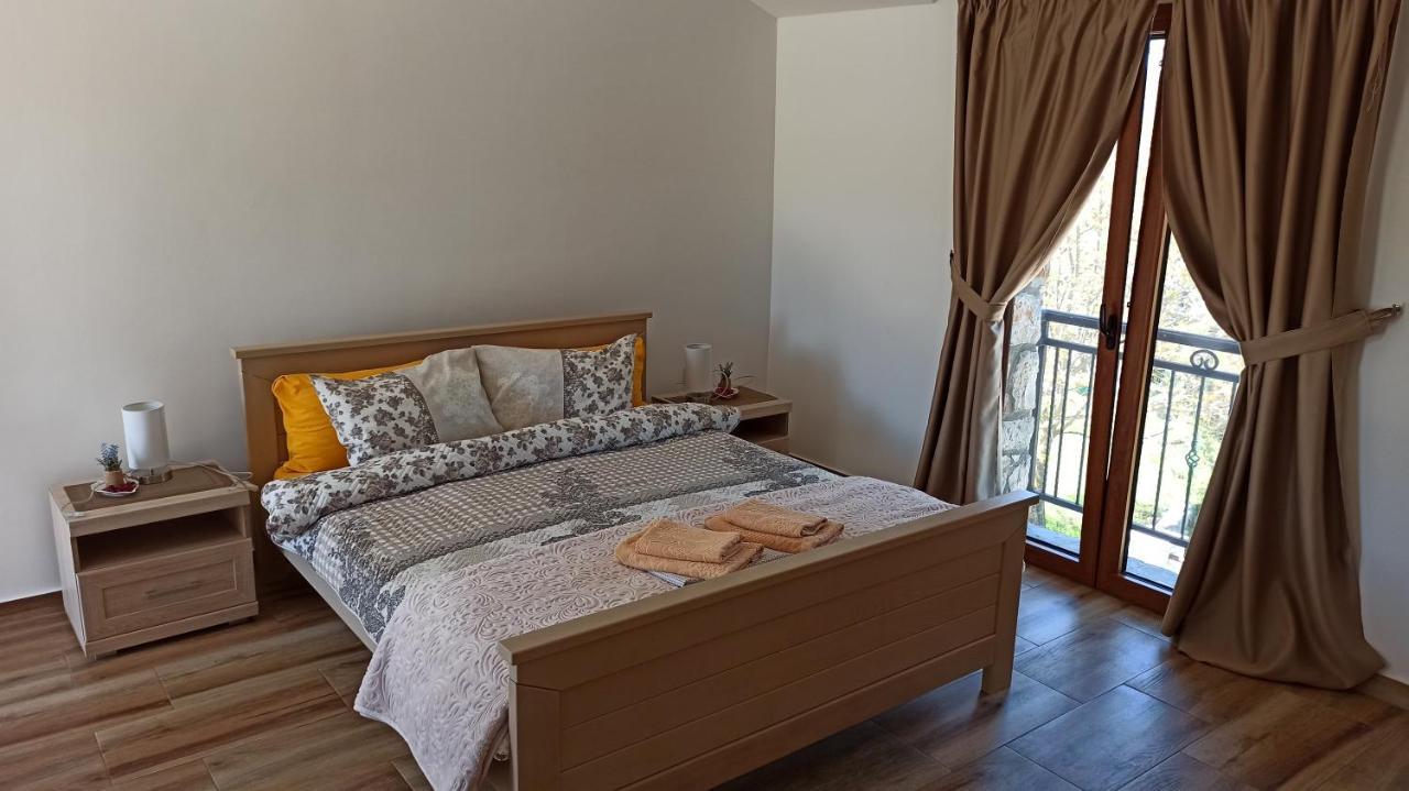 Village House - Novak Rijecani Rijeka Crnojevića Exteriör bild