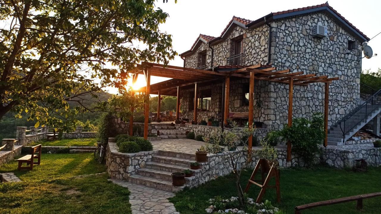 Village House - Novak Rijecani Rijeka Crnojevića Exteriör bild